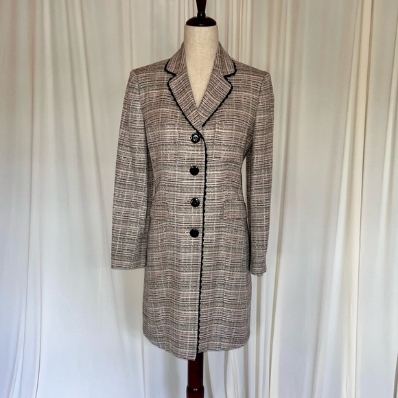 Le Suit Petite Blazer Jacket in Pink and Black - Picture 1 of 7